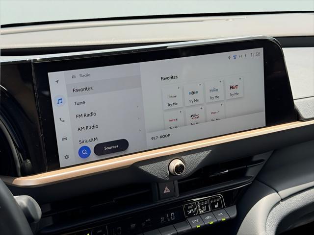 2025 Toyota Crown Signia Limited