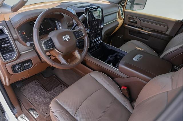 2024 Ram 3500 Limited Longhorn Crew Cab 4x4 8' Box