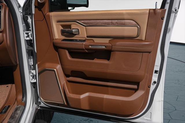 2024 Ram 3500 Limited Longhorn Crew Cab 4x4 8' Box