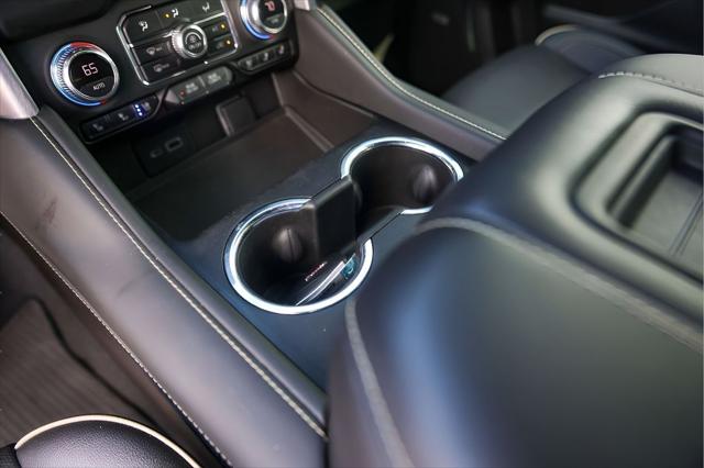 2022 GMC Yukon 4WD SLT