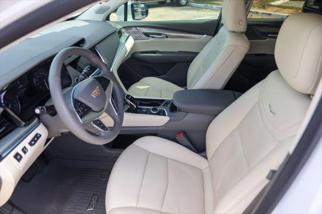 2023 Cadillac XT5 FWD Premium Luxury