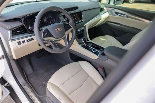 2023 Cadillac XT5 FWD Premium Luxury