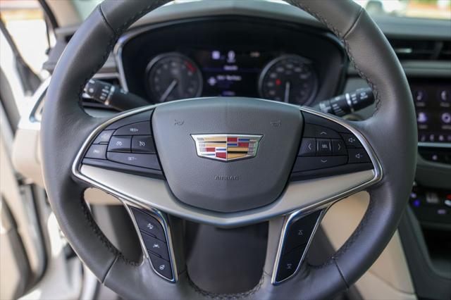 2023 Cadillac XT5 FWD Premium Luxury