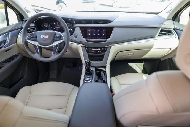 2023 Cadillac XT5 FWD Premium Luxury