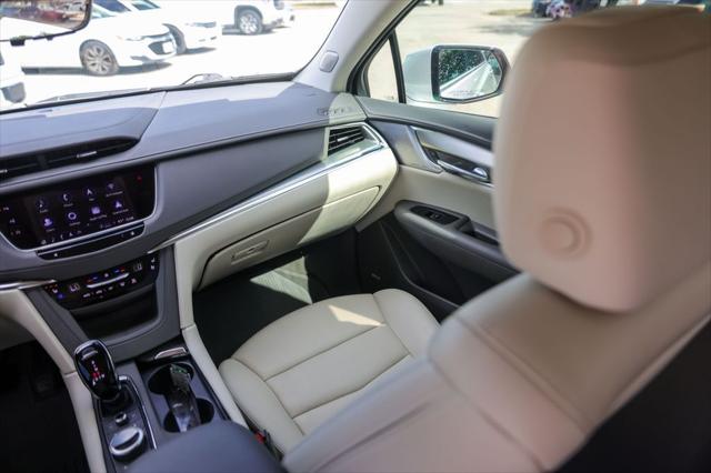 2023 Cadillac XT5 FWD Premium Luxury