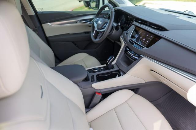 2023 Cadillac XT5 FWD Premium Luxury