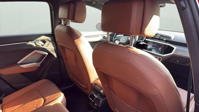 2022 Audi Q3 Premium 45 TFSI S line quattro Tiptronic