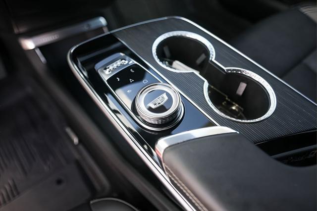 2025 Cadillac iQ Luxury 3 RWD