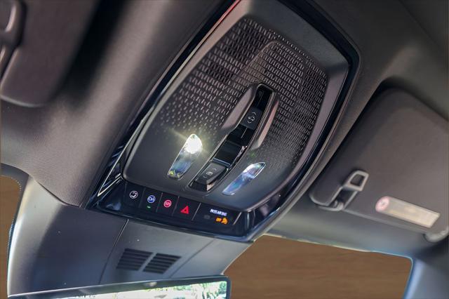 2025 Cadillac iQ Luxury 3 RWD