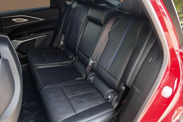 2025 Cadillac iQ Luxury 3 RWD