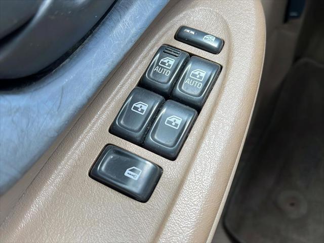 2004 Chevrolet TrailBlazer LS