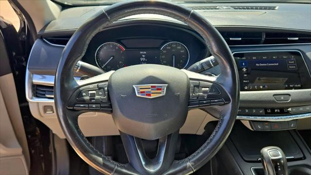 2019 Cadillac XT4 Luxury