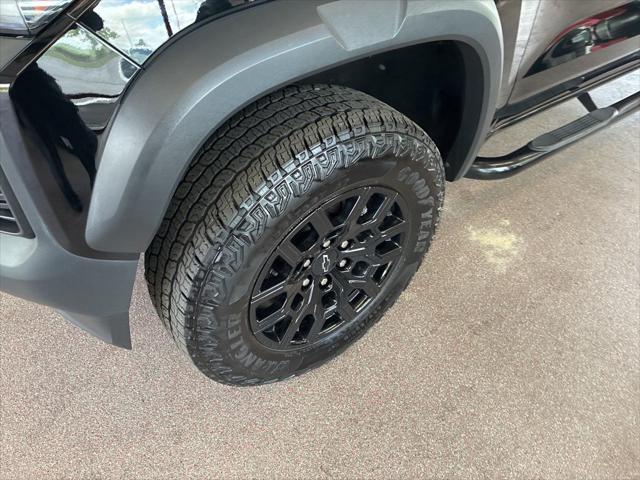 2023 Chevrolet Colorado 4WD Crew Cab Short Box Trail Boss