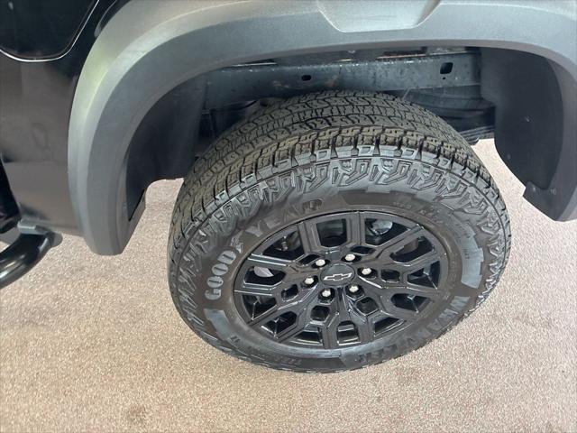2023 Chevrolet Colorado 4WD Crew Cab Short Box Trail Boss
