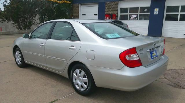 2004 Toyota Camry LE