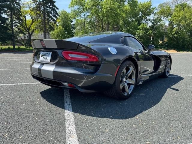 2017 Dodge Viper GTC