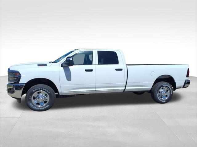 2026 Ram 2500 Tradesman Crew Cab 4x4 8' Box