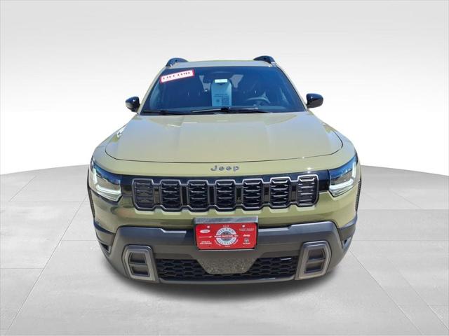 2026 Jeep Cherokee Laredo 4x4