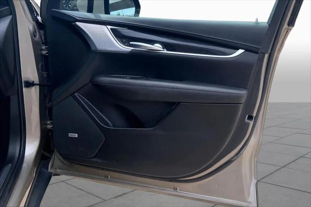 2023 Cadillac XT5 FWD Premium Luxury