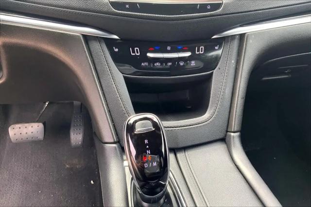 2023 Cadillac XT5 FWD Premium Luxury