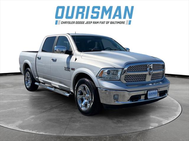 2017 RAM 1500 Laramie Crew Cab 4x4 57 Box 2017 RAM 1500 Laramie Crew Cab 4x4 57 Box