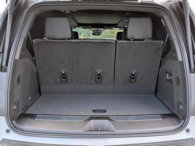 2025 Cadillac Escalade Premium Luxury
