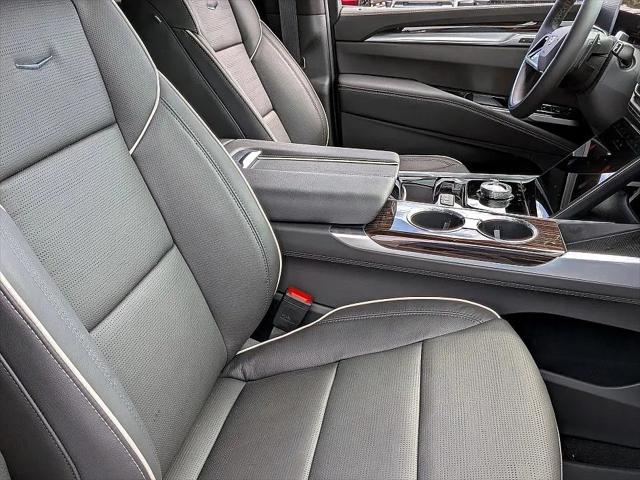 2025 Cadillac Escalade Premium Luxury