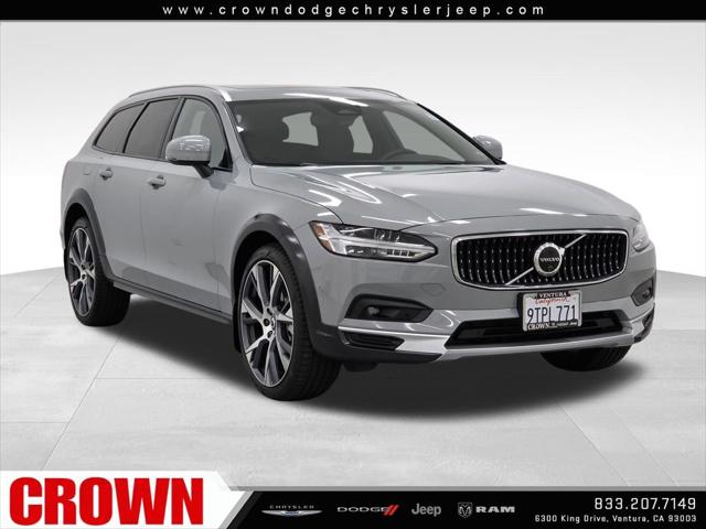 2025 Volvo V90 Cross Country Ultra, B6 AWD Gas (mild hybrid) for sale in Ventura, CA
