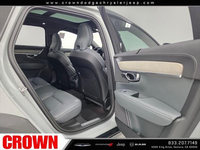 2025 Volvo V90 Cross Country Ultra, B6 AWD Gas (mild hybrid)
