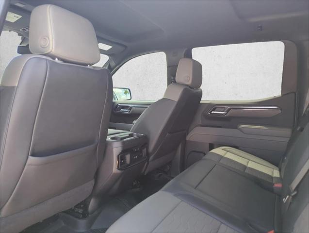 2025 Chevrolet Silverado 1500 4WD Crew Cab Short Bed ZR2