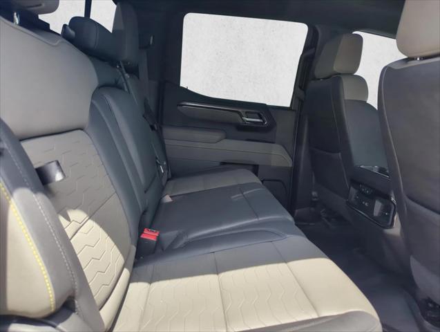 2025 Chevrolet Silverado 1500 4WD Crew Cab Short Bed ZR2