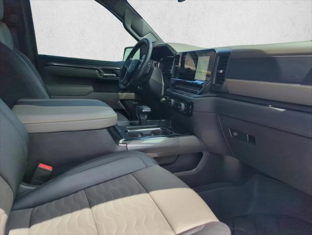 2025 Chevrolet Silverado 1500 4WD Crew Cab Short Bed ZR2