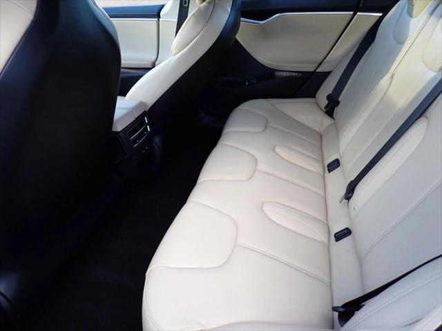 2017 Tesla Model S 75D