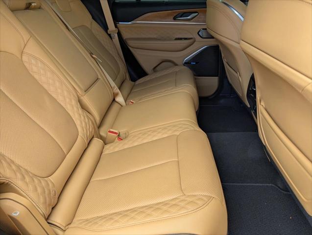 2022 Jeep Grand Cherokee Summit Reserve 4x4