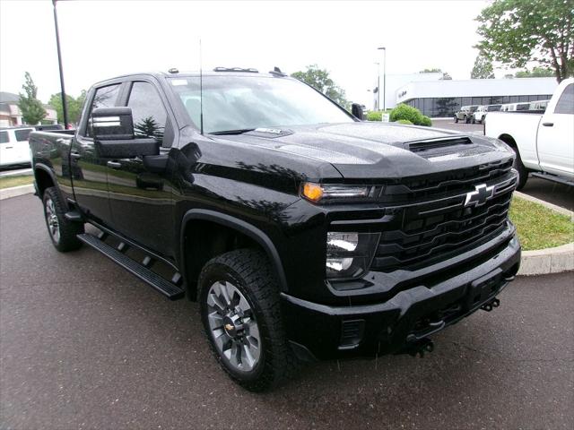 2025 Chevrolet Silverado 2500HD 4WD Crew Cab Standard Bed Custom