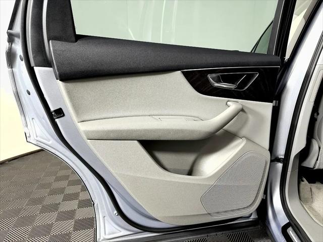 2022 Audi Q7 Premium 45 TFSI quattro Tiptronic