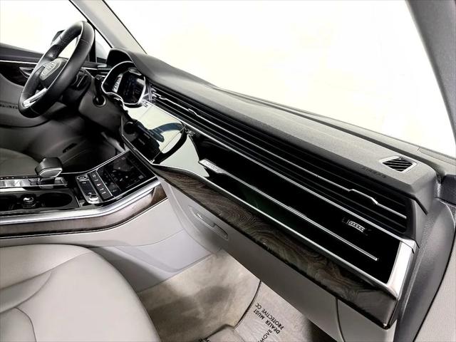 2022 Audi Q7 Premium 45 TFSI quattro Tiptronic