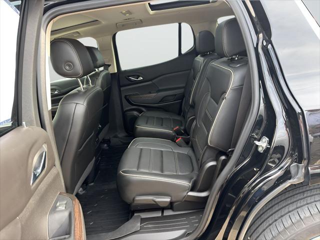 2022 GMC Acadia AWD Denali