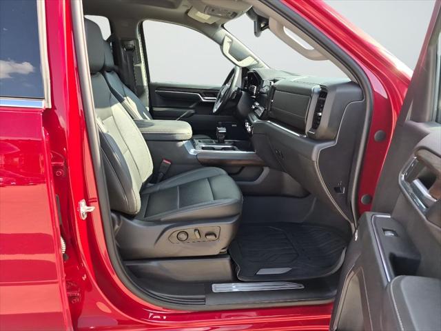 2023 GMC Sierra 1500 4WD Crew Cab Short Box SLT