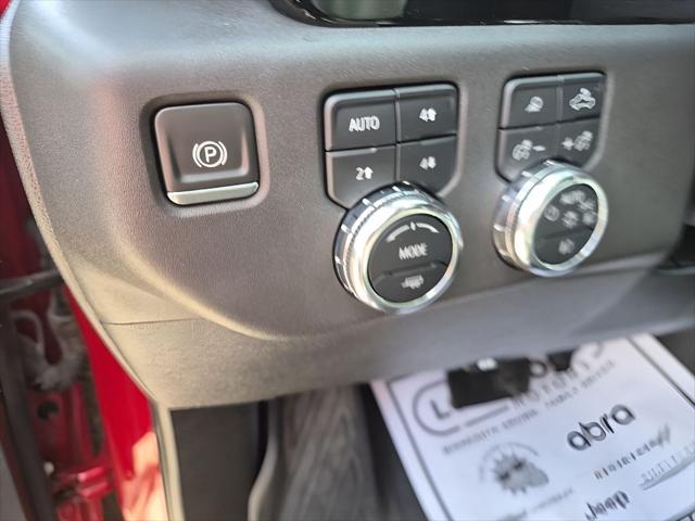 2023 GMC Sierra 1500 4WD Crew Cab Short Box SLT