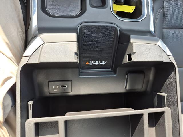 2023 GMC Sierra 1500 4WD Crew Cab Short Box SLT