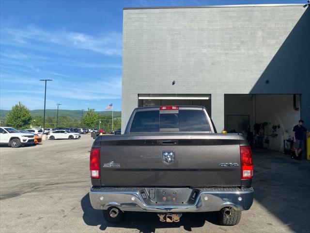 2017 RAM 1500 Big Horn Crew Cab 4x4 57 Box 2017 RAM 1500 Big Horn Crew Cab 4x4 57 Box