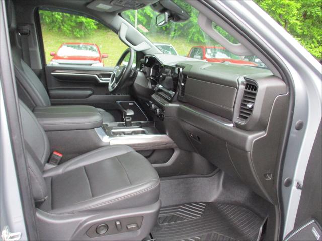 2023 Chevrolet Silverado 1500 4WD Crew Cab Short Bed LTZ