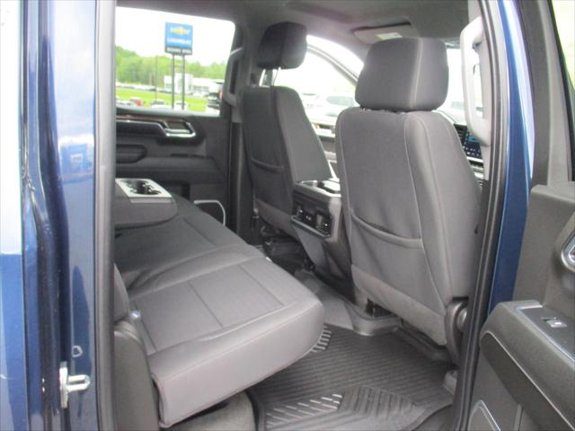 2023 Chevrolet Silverado 1500 4WD Crew Cab Short Bed RST