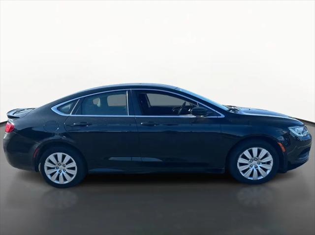 2016 Chrysler 200 LX