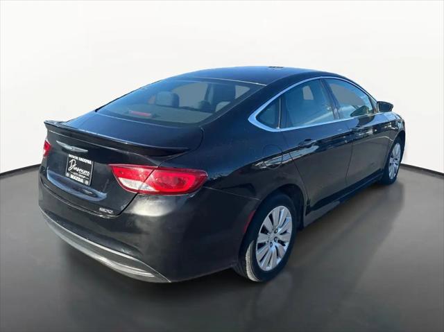 2016 Chrysler 200 LX