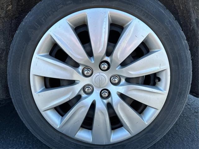 2016 Chrysler 200 LX