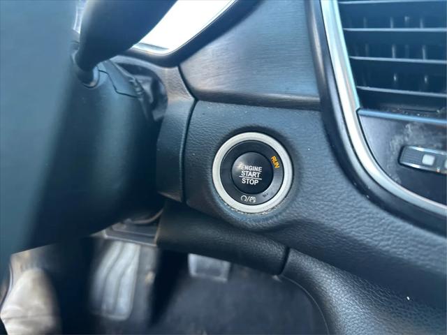 2016 Chrysler 200 LX