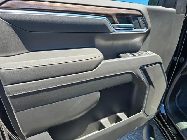 2026 Chevrolet Silverado 1500 4WD Crew Cab Short Bed RST