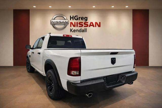 2024 Ram 1500 Classic Warlock Crew Cab 4x4 5'7" Box